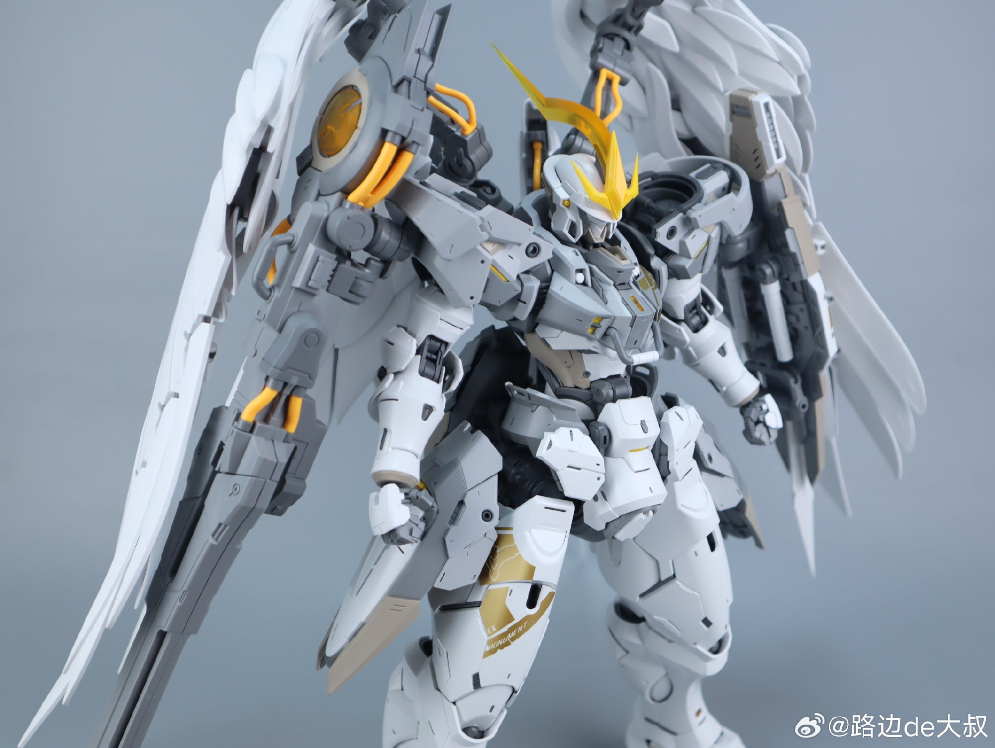 Nilson Works Monument-FX | PG 1/60 Mecha Model Kit – 801 Parts