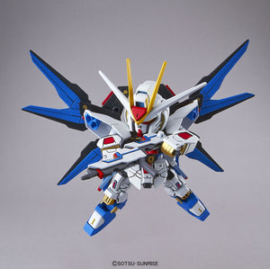 Bandai SD Gundam EX-Standard #006 Non-scale ZGMF-X20A Strike Freedom Gundam Model Kit