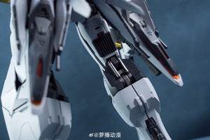 Robox Animation TEST-70 Armored Colossus BAILU AIR COMBAT CUSTOM 1/100 Model Kit