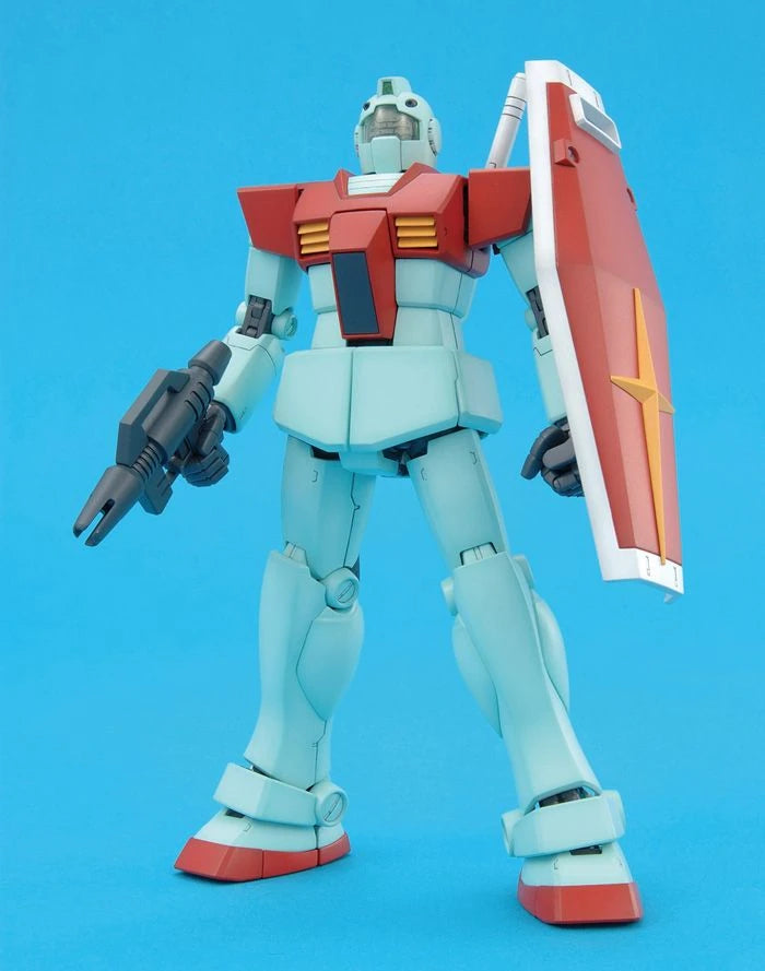 Bandai MG 1/100 RGM-79 GM (Ver. 2.0) Model Kit