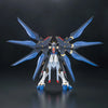 MG 1/100 ZGMF-X20A Strike Freedom Gundam (Full Burst Mode)