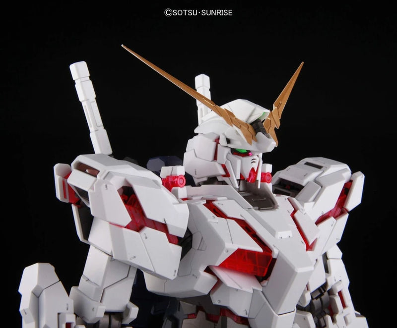Bandai PG 1/60 RX-0 Unicorn Gundam Model Kit