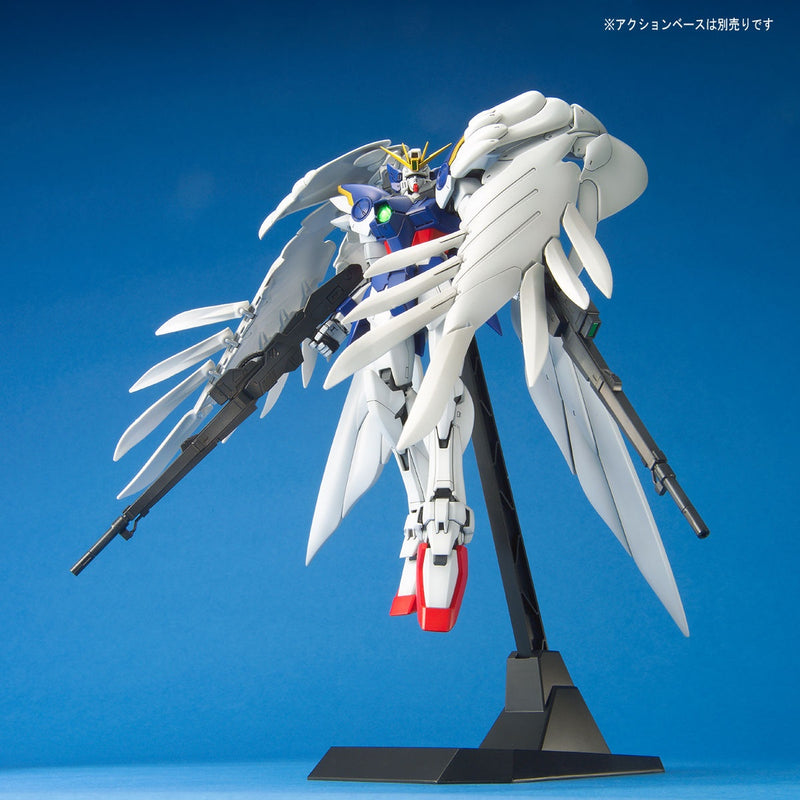 Bandai MG #75 1/100 XXXG-00W0 Wing Gundam Zero (EW) Model Kit