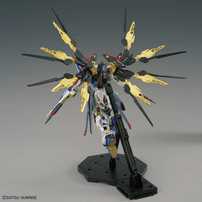 Bandai MGEX 1/100 ZGMF-X20A Strike Freedom Gundam Model Kit