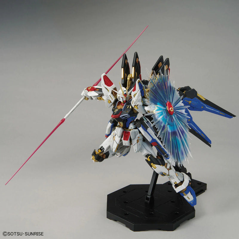 Bandai MGEX 1/100 ZGMF-X20A Strike Freedom Gundam Model Kit