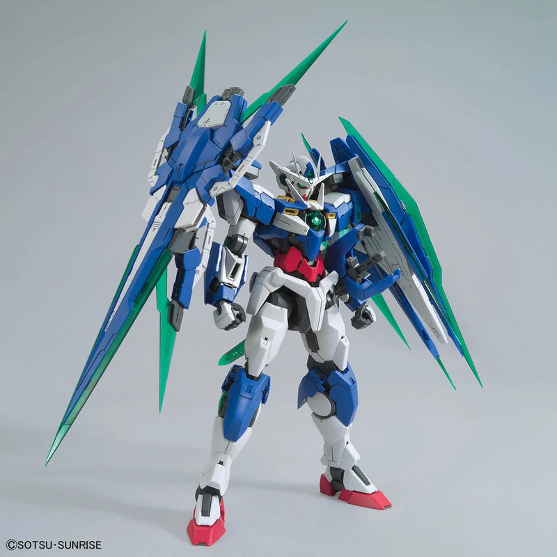Bandai MG 1/100 GNT-0000/FS 00 Qan[T] Full Saber Model Kit