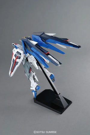 MG 1/100 Freedom Gundam Z.A.F.T. Mobile Suite ZGMF-X10A (Ver. 2.0)