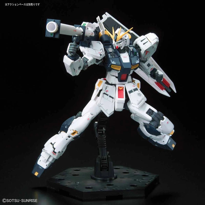 Bandai RG #32 1/144 RX-93 Nu Gundam Model Kit